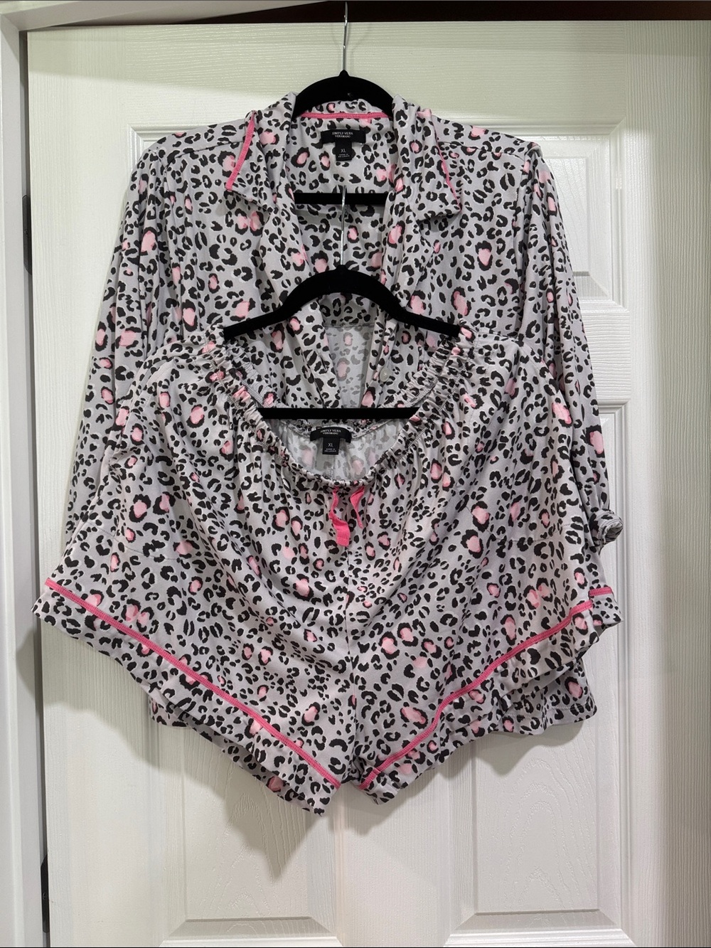 Simply Vera Womens Pink Leopard Print Pajama Set - Nightshirt & Shorts